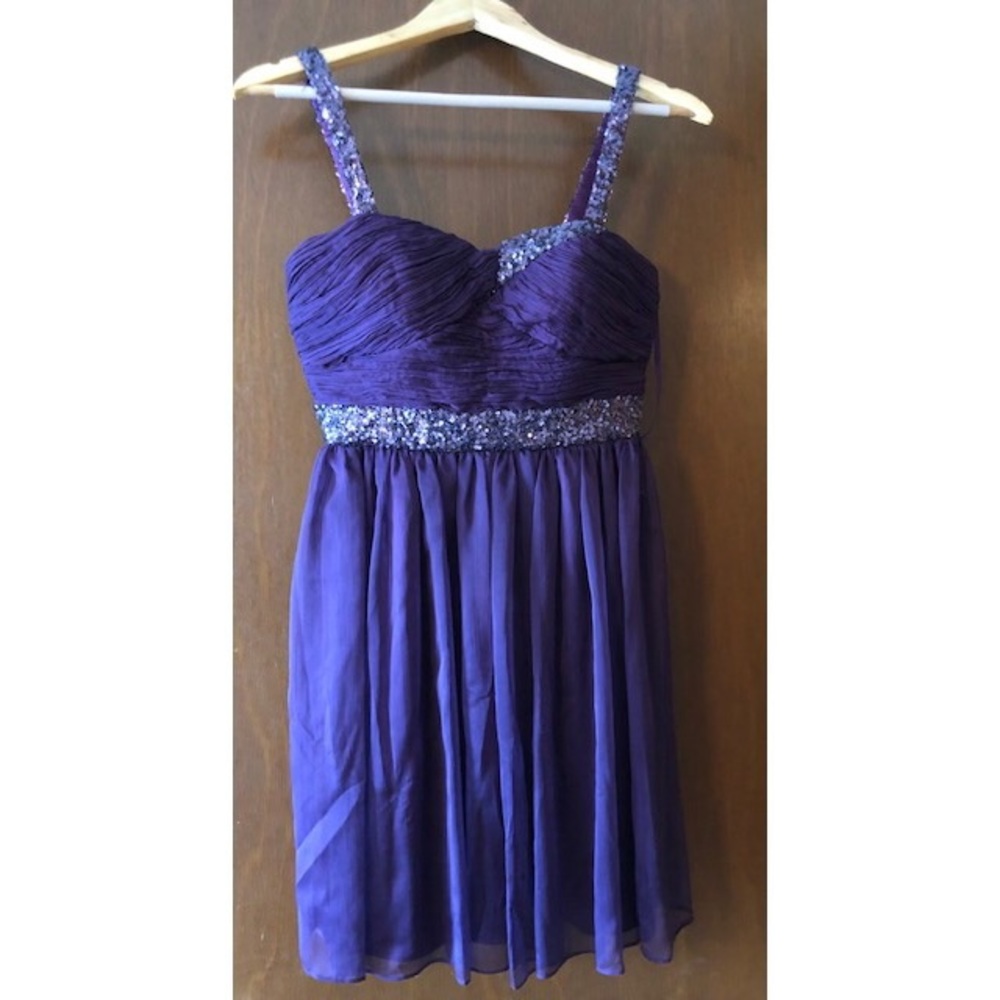 Purple short prom dress